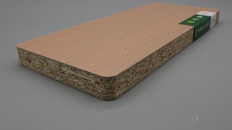 洛阳实木颗粒板的优缺点