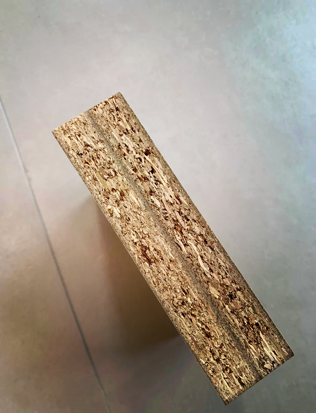 洛阳颗粒板：你以为的“好板材”，恰恰是高端品牌淘汰的对象